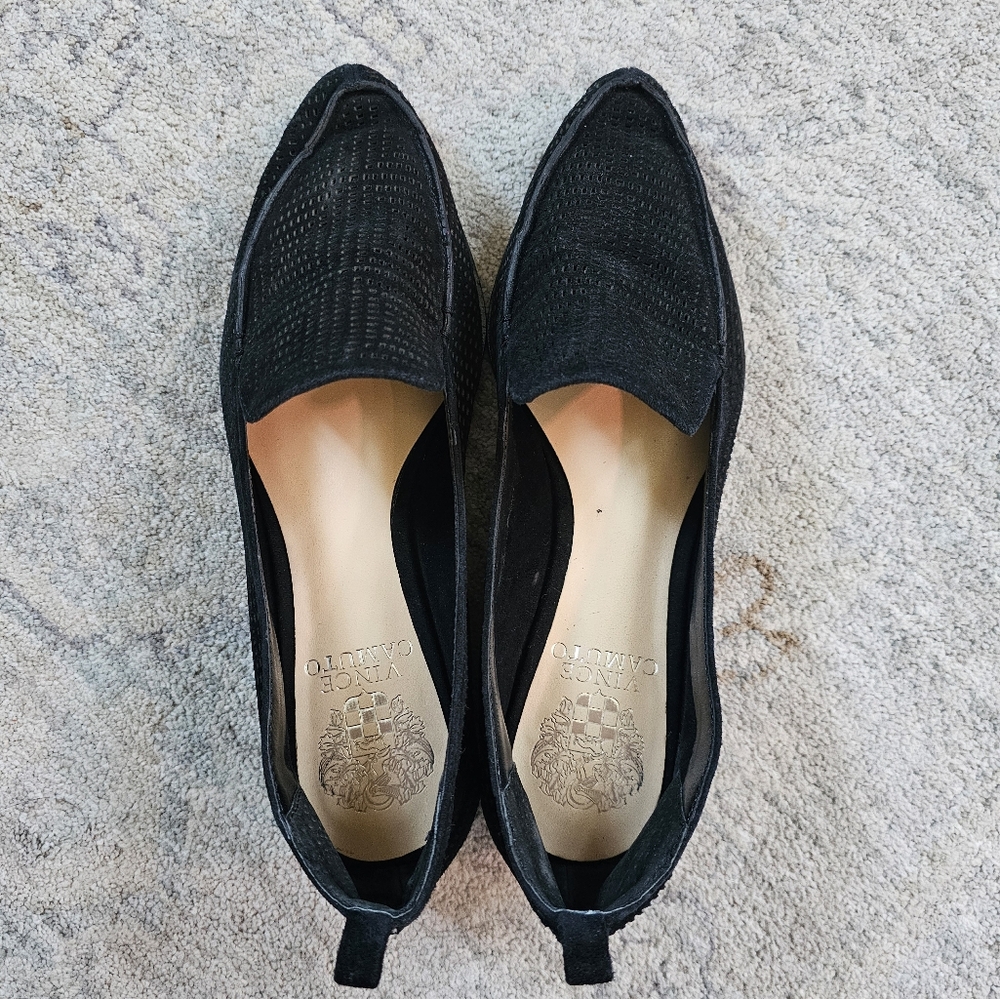 Vince Camuto Kandia Suede Loafers size 6